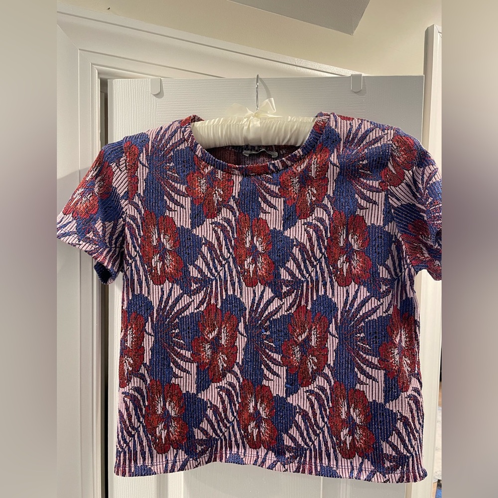 Zara short tee - in great condition SO cute!!!